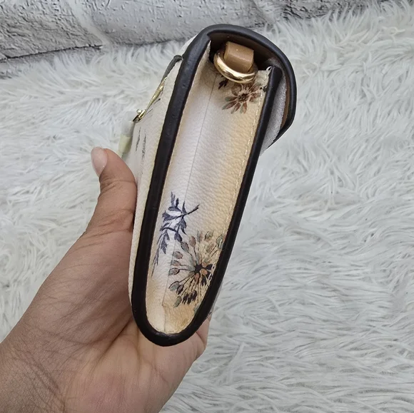 Coach Floral Pastel White And Gold Wallet - Picture 8 of 9